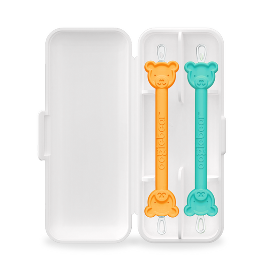 oogiebear 2-pack booger picker with dual-ended scoop and loop tips and bear safety bumper
